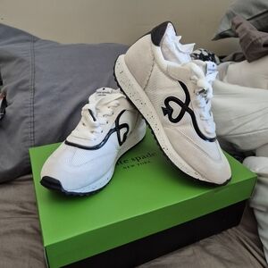 NWT Kate Spade Brigitte Runner Shoes In Optic White/Black